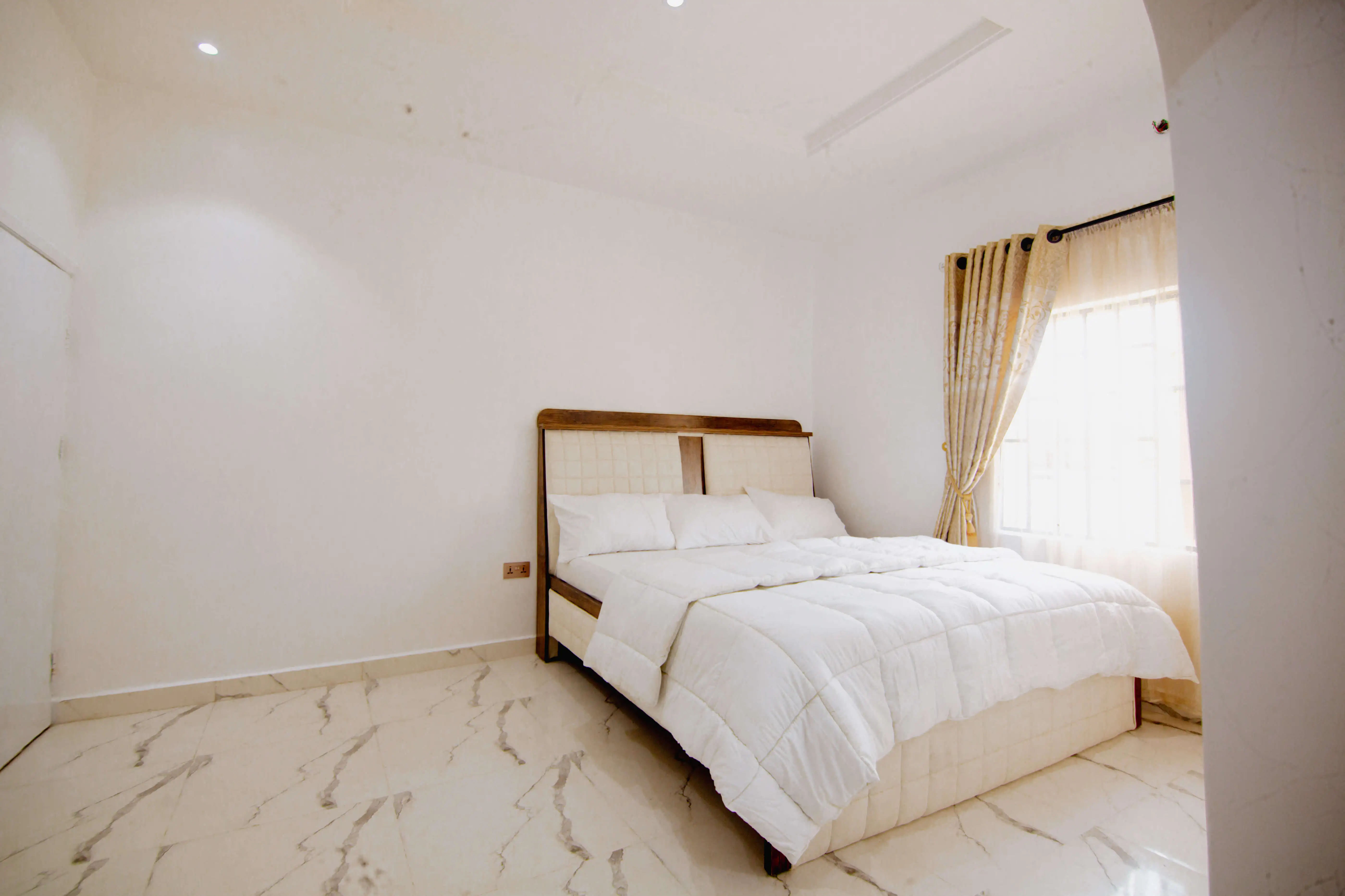 CNT Luxury Apartments