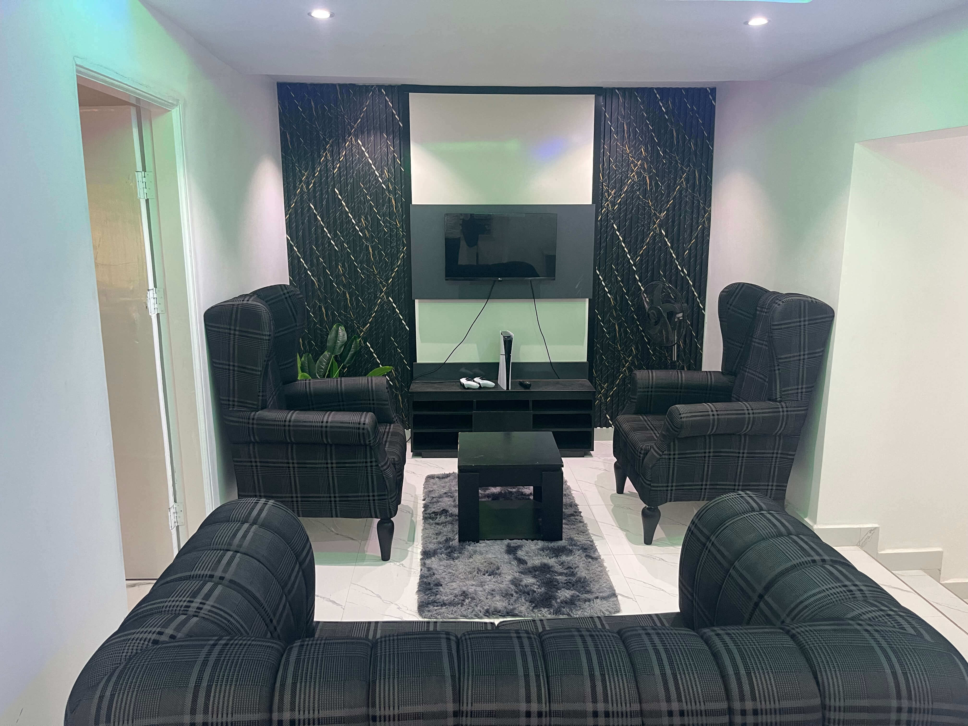 CNT Luxury Apartments