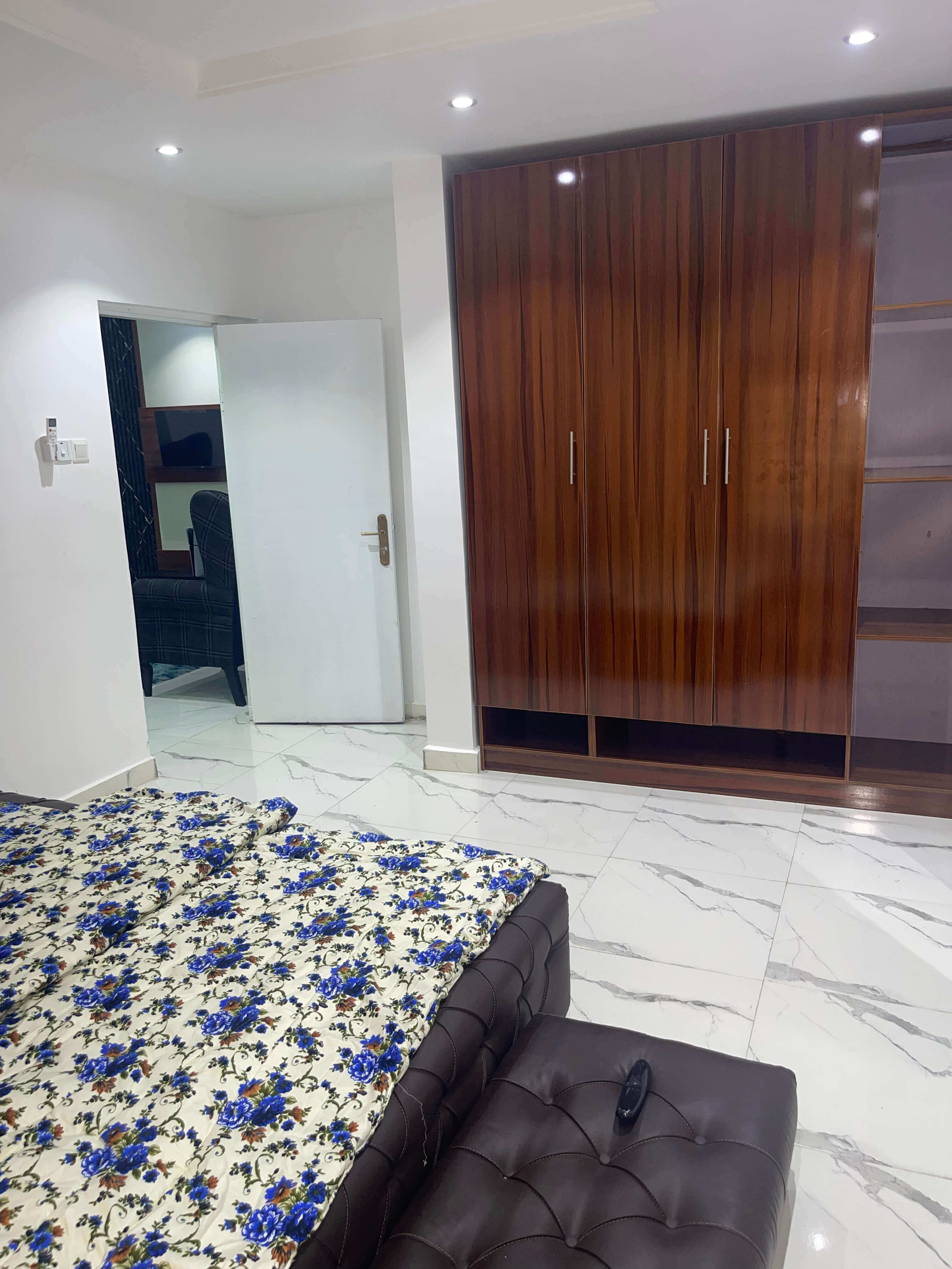 CNT Luxury Apartments